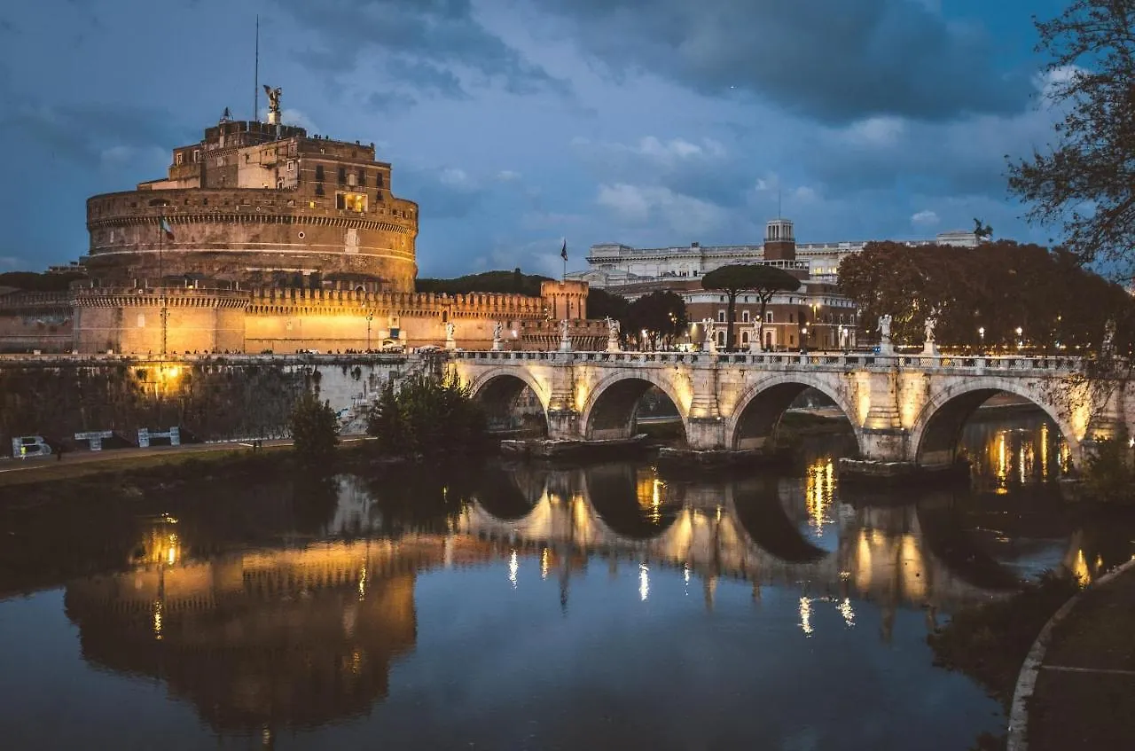 Blue Star Luxury Apartment San Giovanni - Colosseo Rome 0*,  Italy