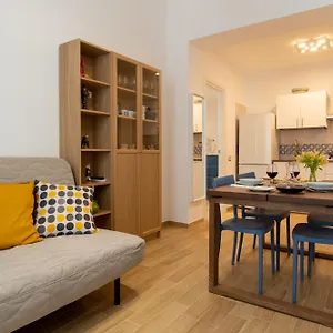 Oggi Apartment